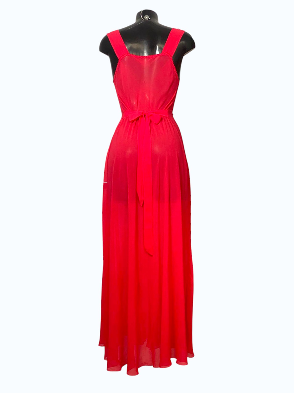 vestito in seta rosso con ricami