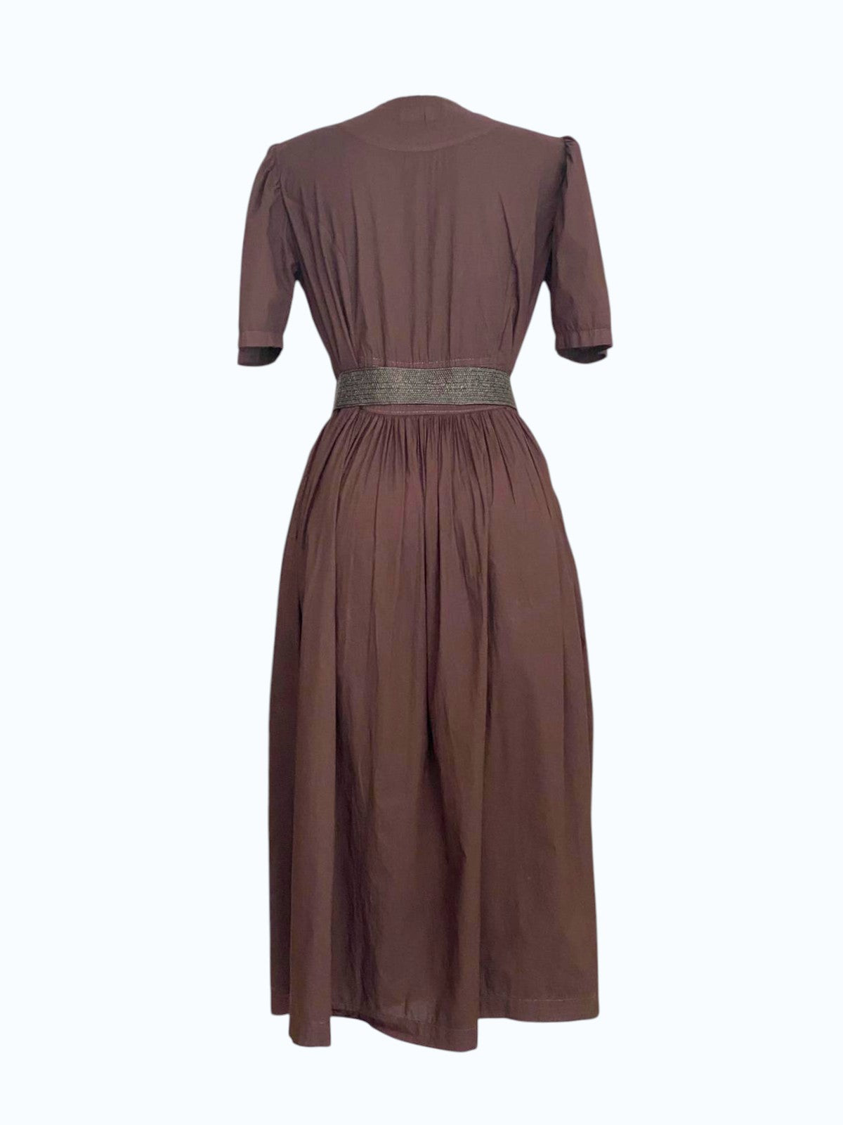 Vestito marrone con bottoncini lungo