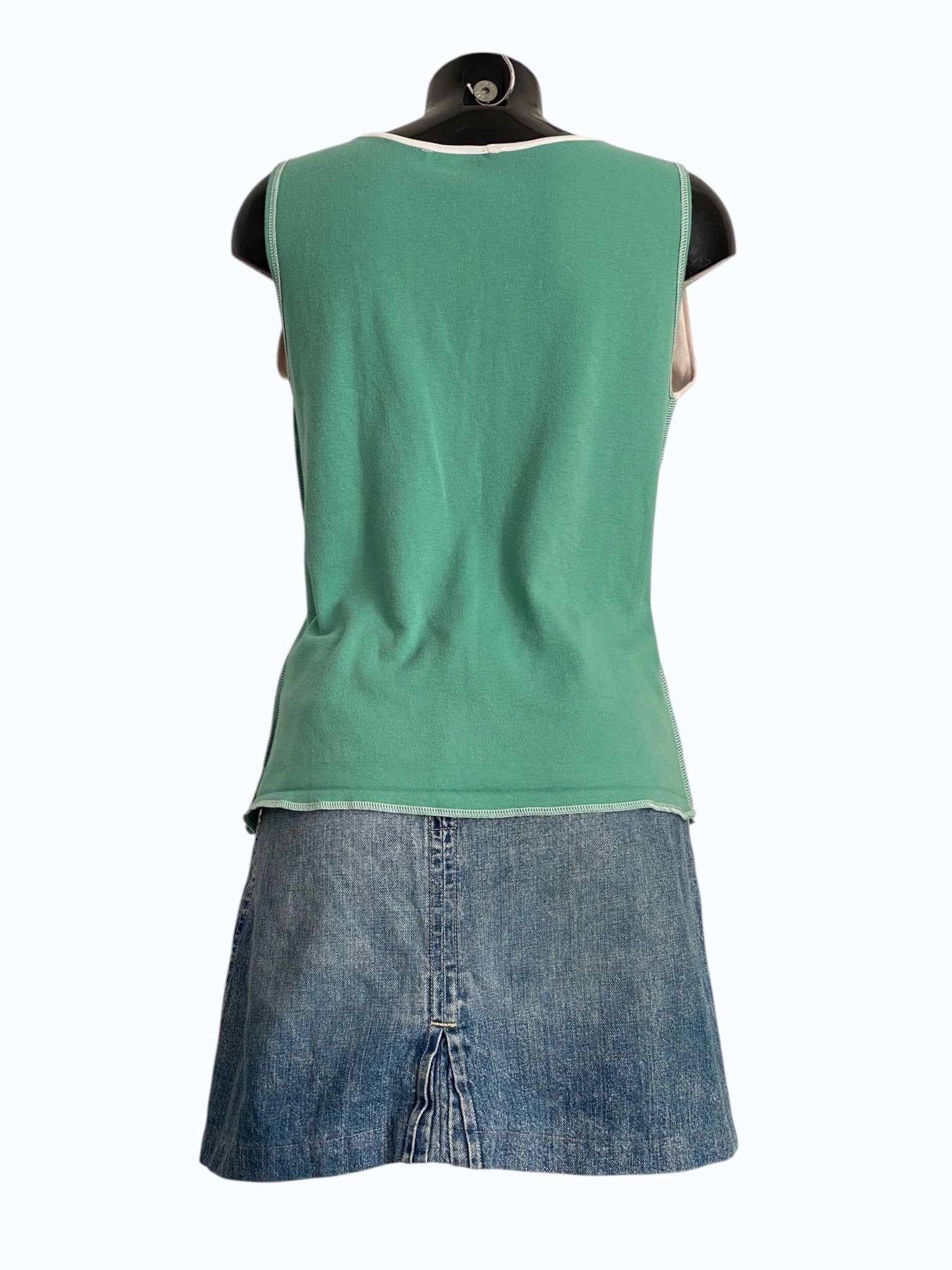 top reworked aperto davanti